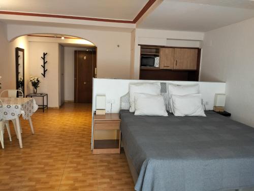 Torrevieja Apartment | Unique Apartahotel 4-3