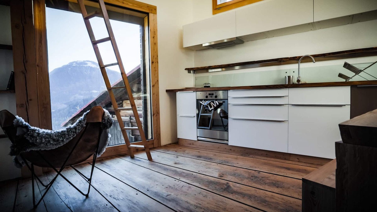 Trin Apartment | Unique Bijou With Breathtaking View Of The Swiss Alps
