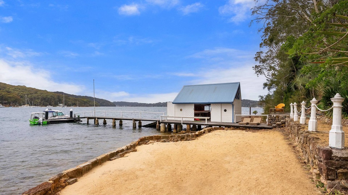 Lovett Bay House | Unique Boat-Access: 5-Bed Waterfront Escape