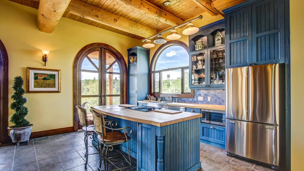 Calgary Cottage | Unique Cottage