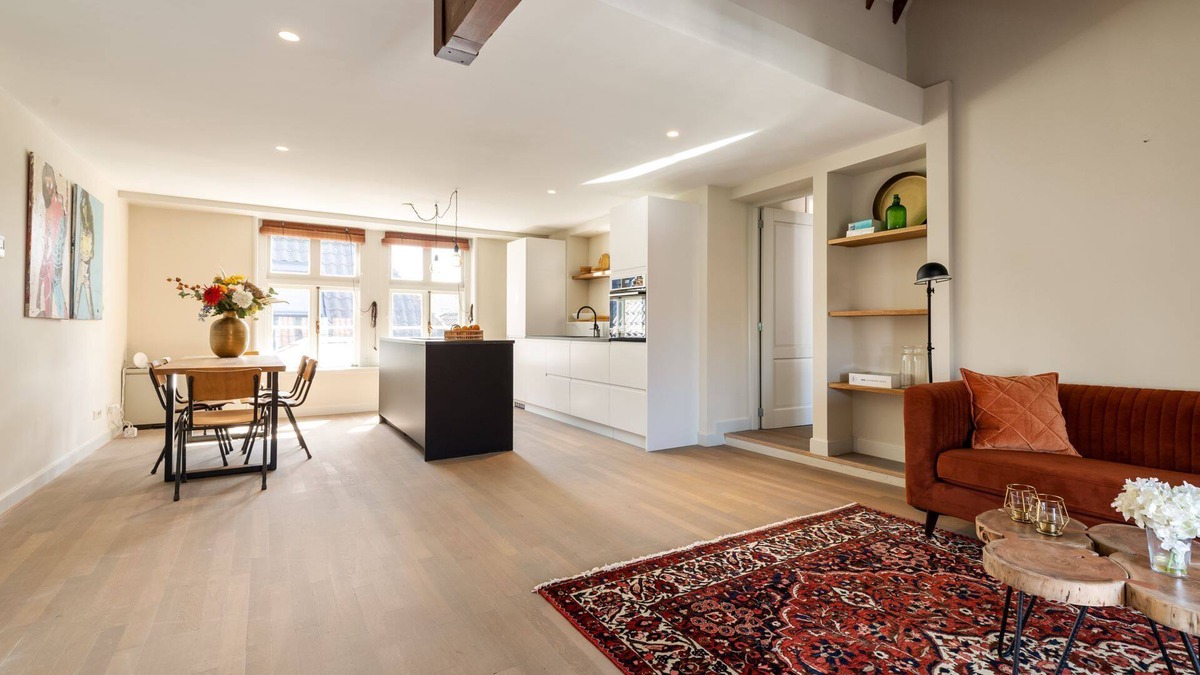 Centrum Apartment | Unique fully furnished apartment on top location in the center of Haarlem.