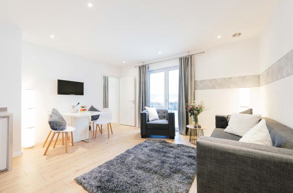 Furstenfeldbruck District Apartment | Unique Inn