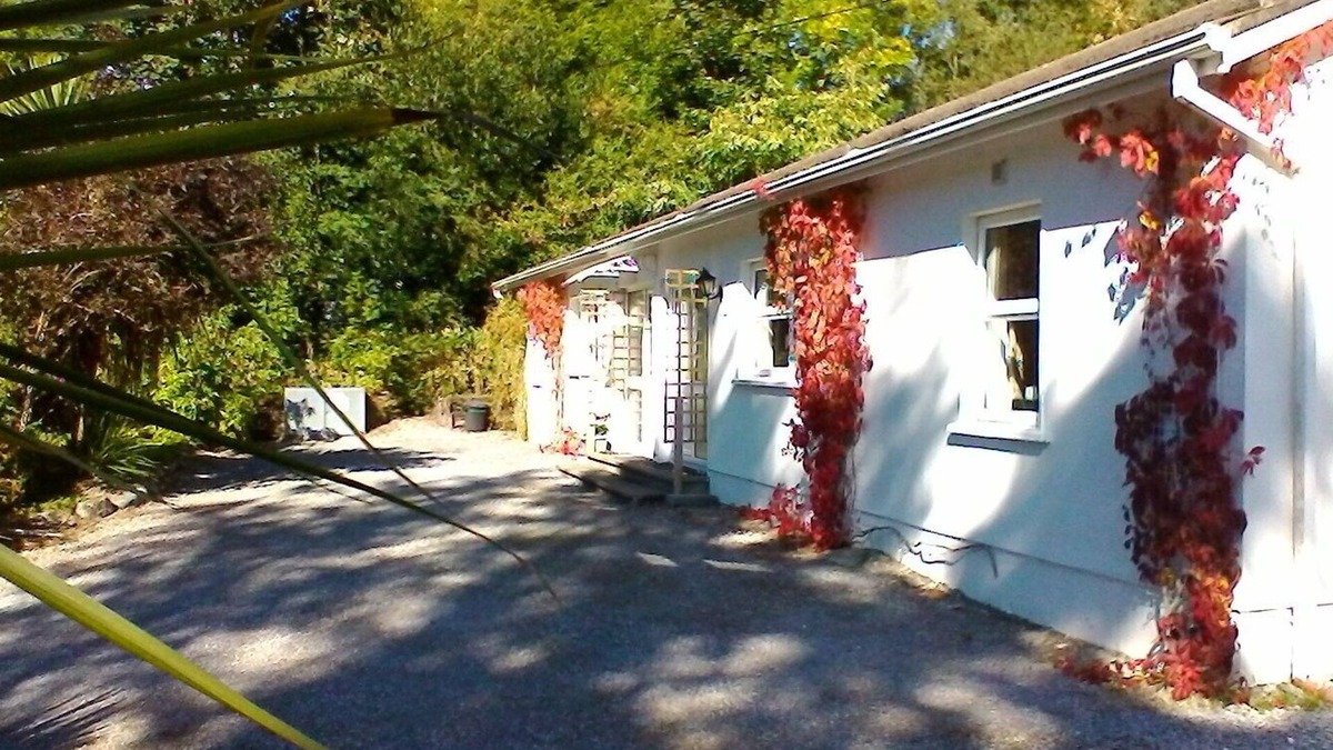 Killarney House | Unique location in Killarney National Park.2 units each with two bedrooms .