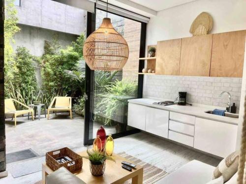 Financial District Apartment | Unique Loft Design, Zona G with Private Terrace