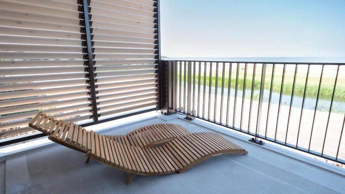 Workum Apartment | Unique & luxury accommodation in Friesland overlooking the IJsselmeer.
