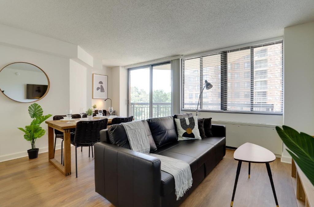 Pentagon City Apartment | Unique Luxury Apt with Rooftop @Pentagon City