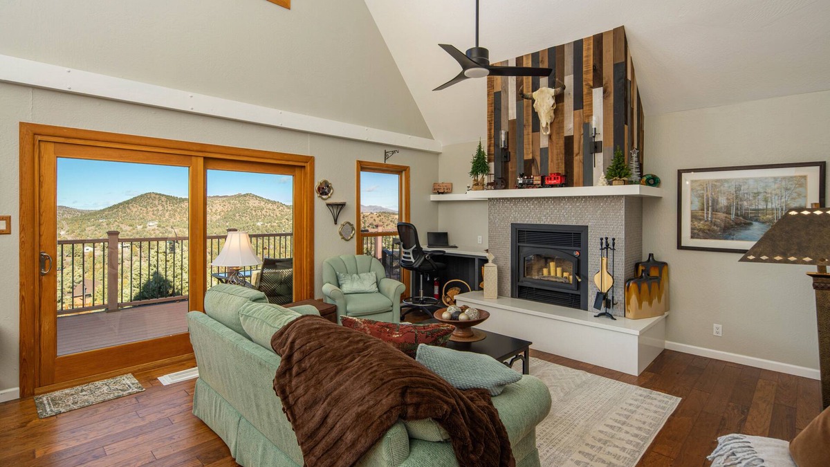 Reno House | Unique, private mountain home, stunning views, king bed suite, dog friendly