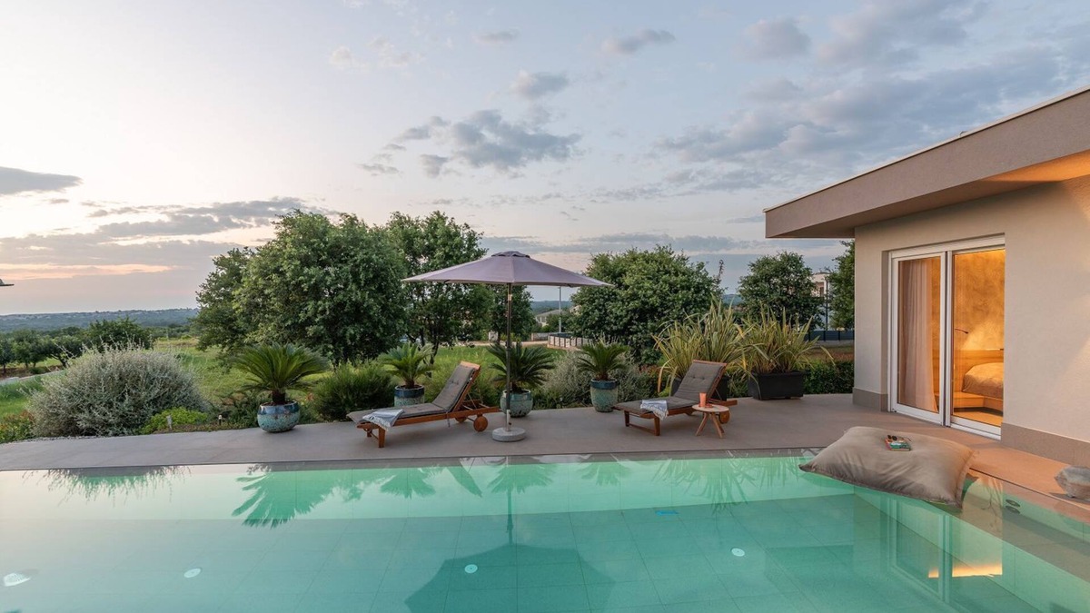 Stranici kod Nove Vasi House | Unique villa with panoramic sea views, pool with counter-current system and salt water