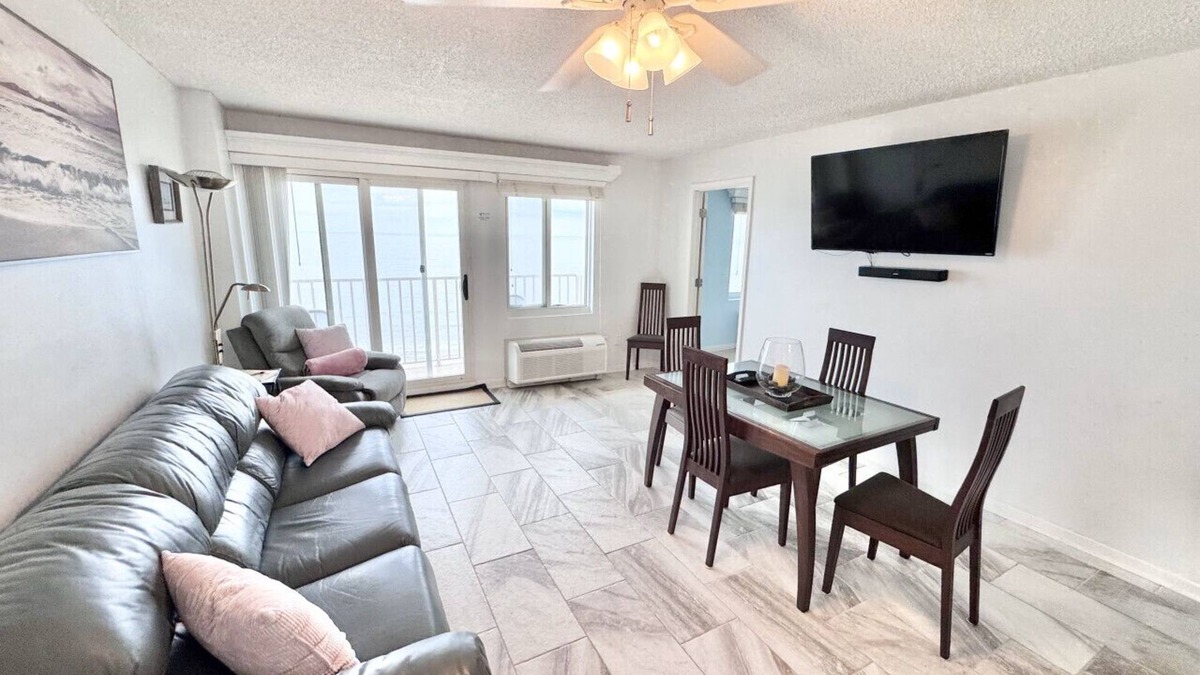 Northeast Virginia Beach Apartment | Unit 1202 - Your Modern Beach Condo Awaits!