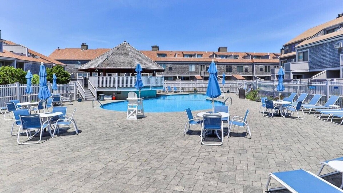Hyannis Condo | Unit 135 Poolside 2BD w/loft-A/C, Private Balcony, Association Beach & Pool