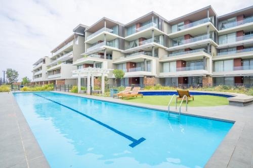 Hillhead Apartment | Unit 215 Oceandune - Stunning & Modern Apartment