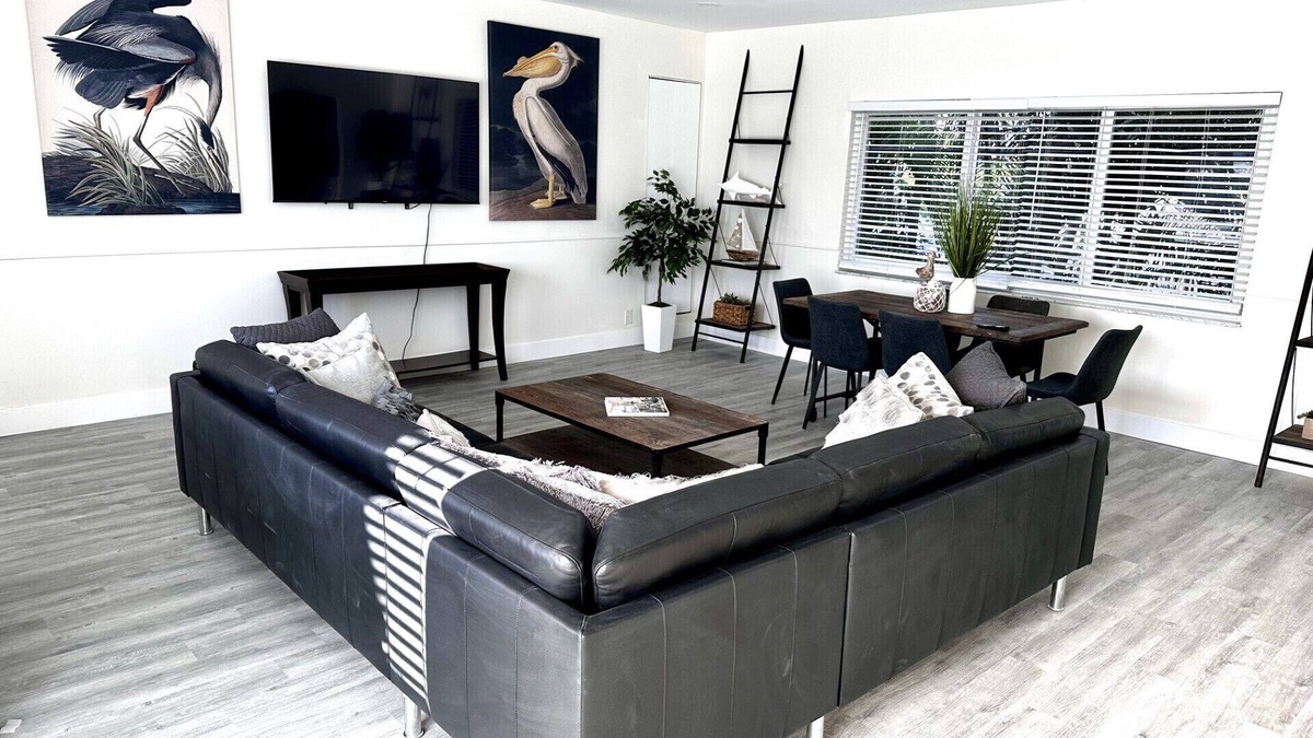 Lauderdale-by-the-Sea Hotel | Unit 2B 3 Bedroom/3 Bath Penthouse Sleeps 10