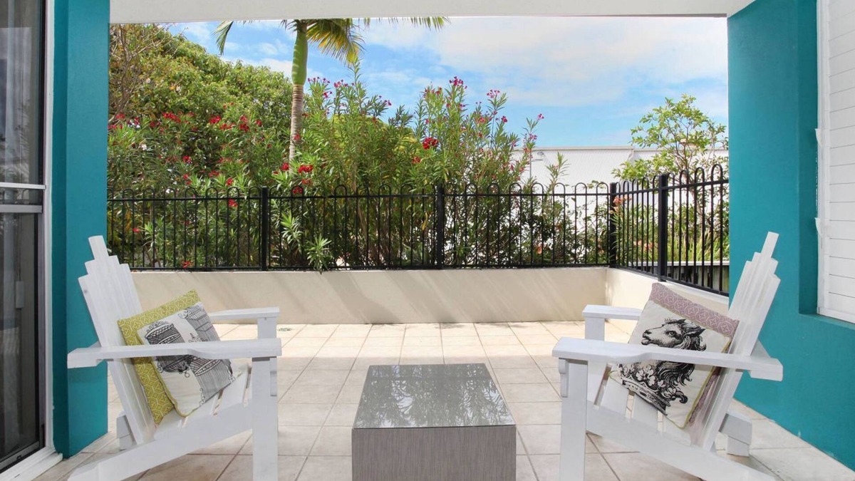 Coolum Beach Apartment | Unit 3 'On the Park' at Coolum Beach