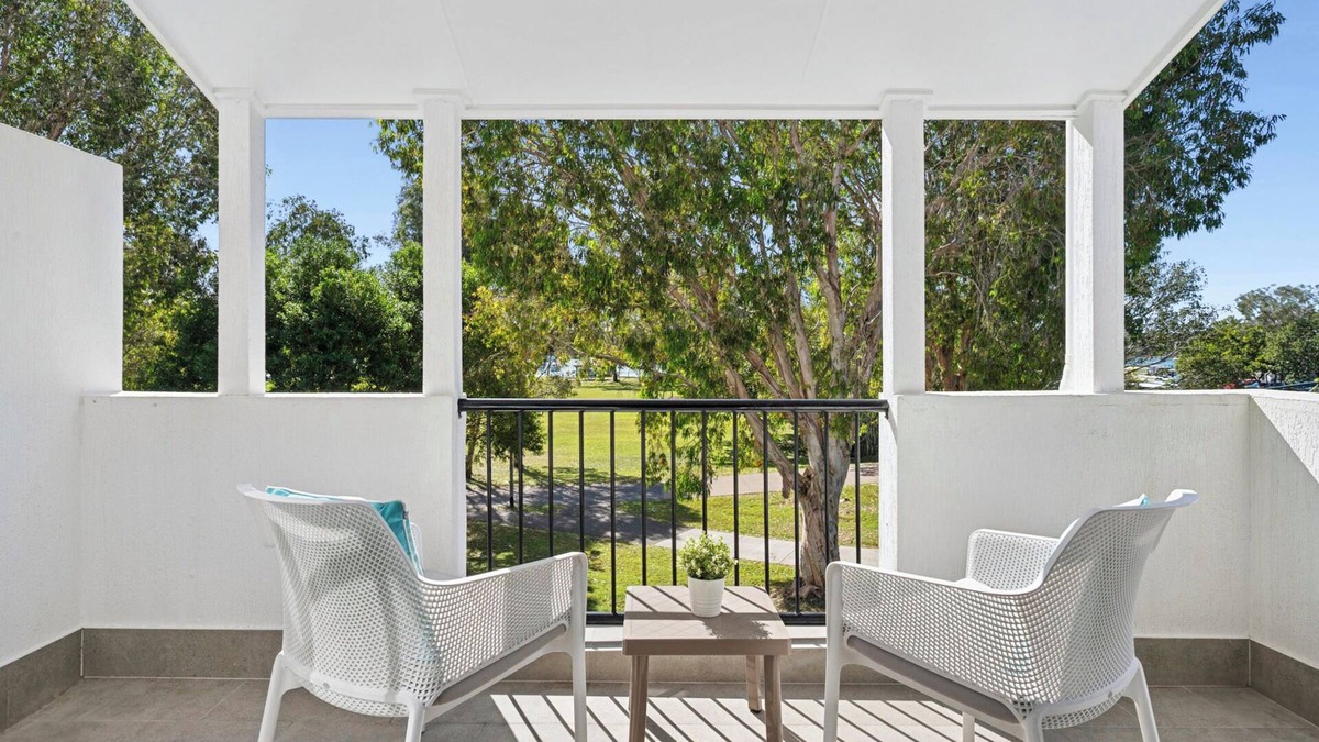 Noosaville Villa | Unit 6 - Villa Aqua 6 - - Riverfront Noosaville