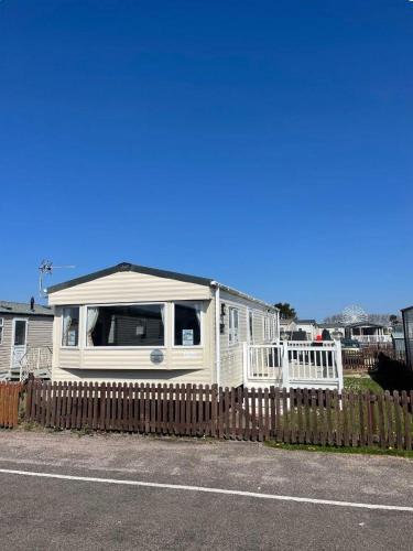 Burnham-on-Sea House | Unity Holiday Resort - Holiday Accommodation 21472