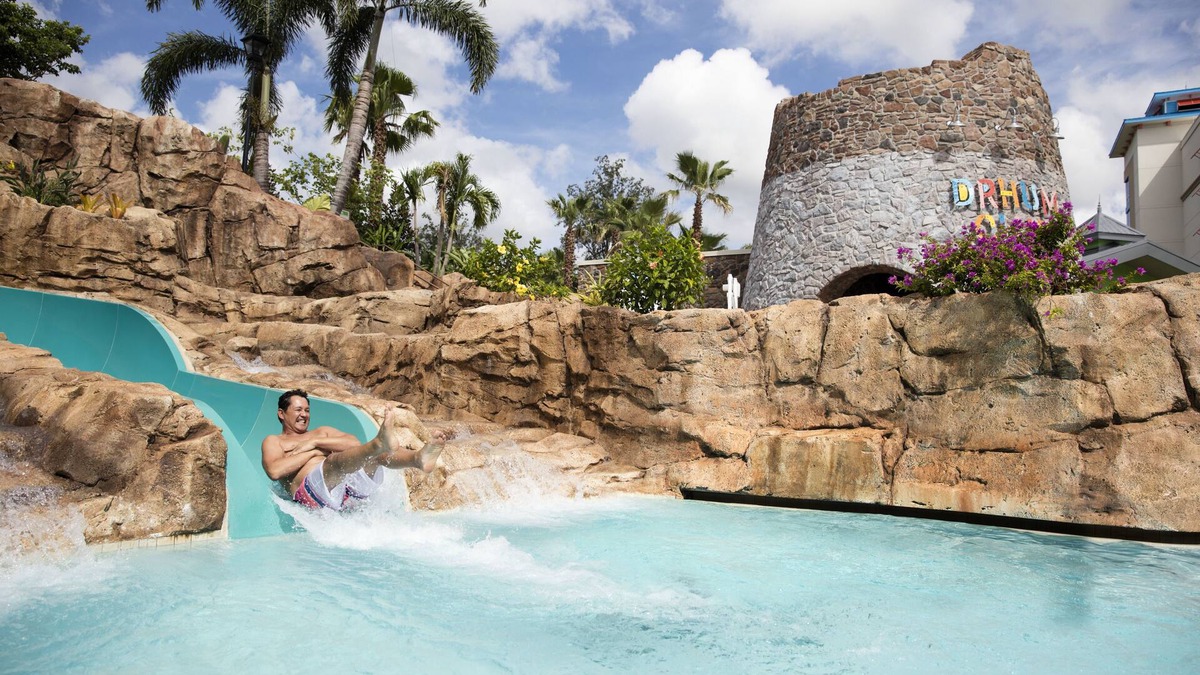 Florida Center Hotel | Universal's Loews Sapphire Falls Resort