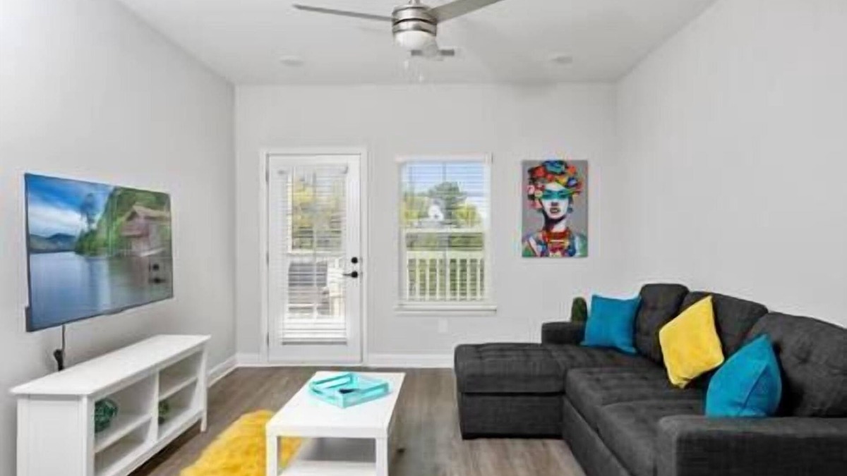 Charlotte Apartment | University District Apt with Easy Access to Bars and Grocery