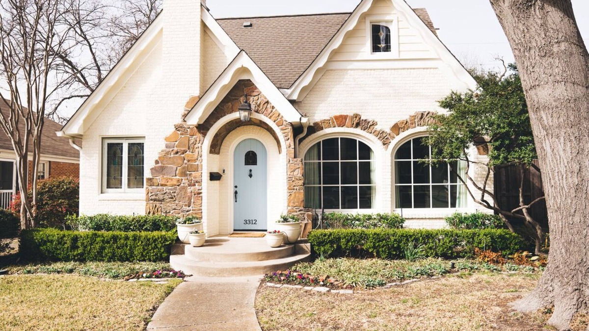 Park Cities House | UniversityPark Home in perfect location, prime Highland Park & SMU proximity
