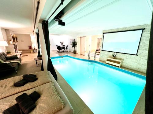 Heiligenstadt Apartment | UNO POOL Apartment