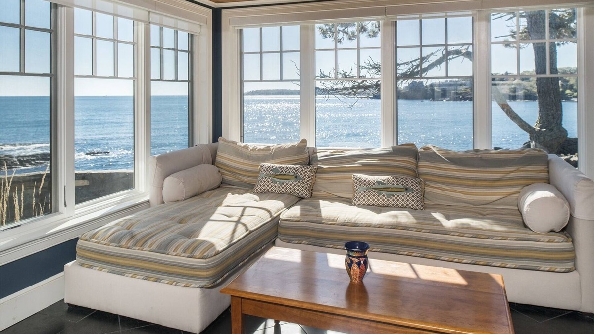 Pond Cove House | Unparalleled Luxury at This Oceanfront Home on a Private Peninsula