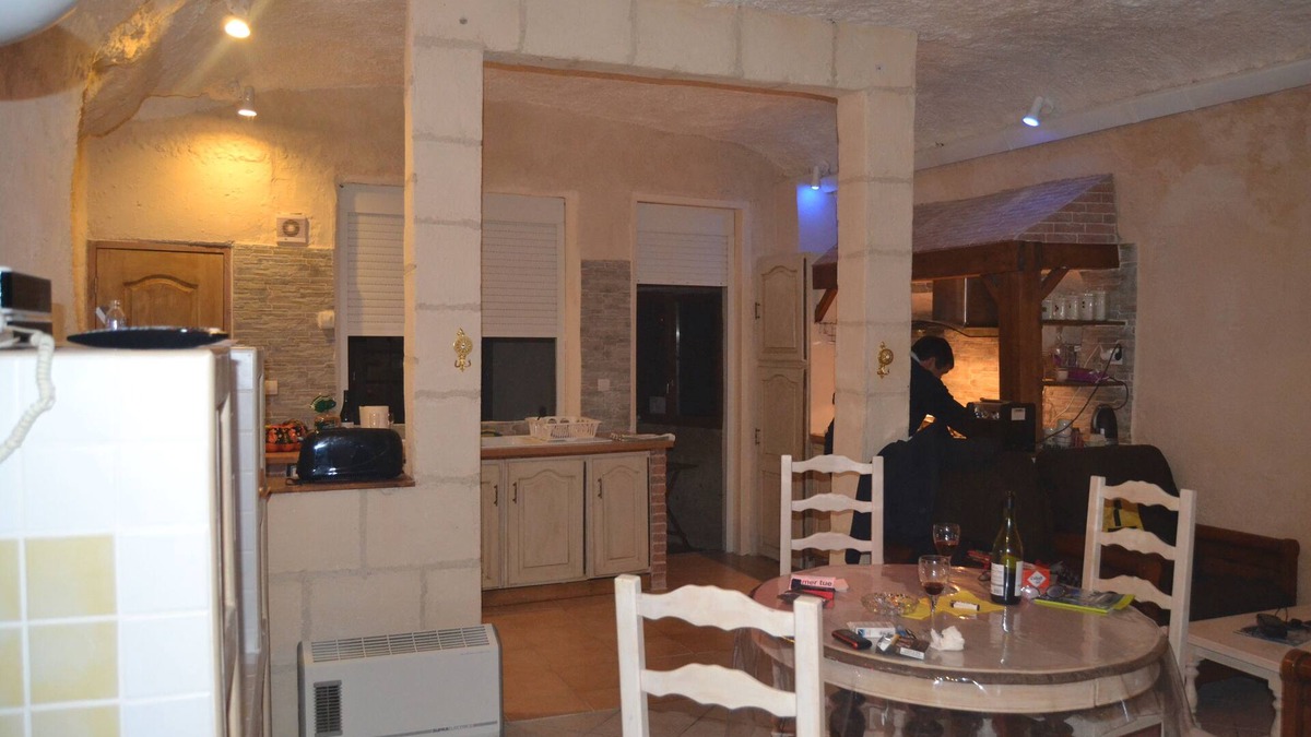 Amboise Cottage | Unusual and comfortable cottage