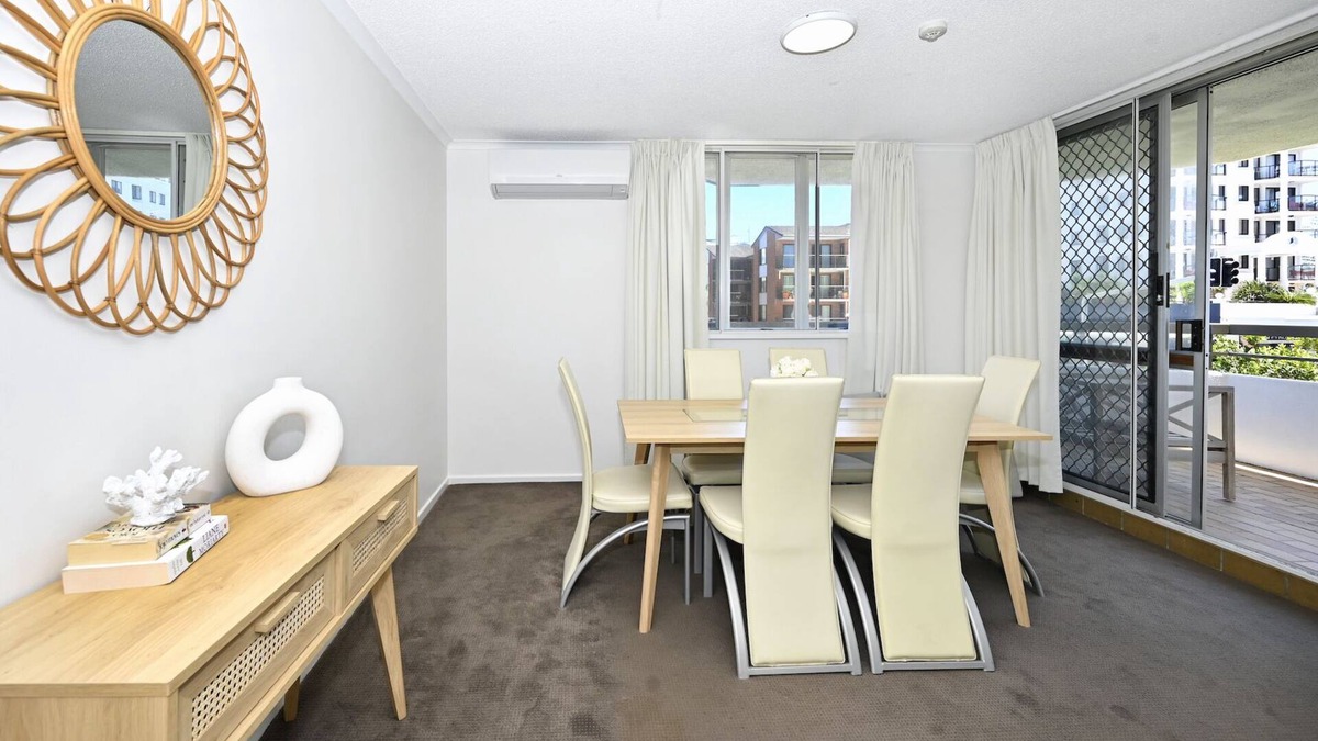 Mooloolaba Apartment | Unwind and experience the epitome of coastal living at Paradise at Parkyn Pde