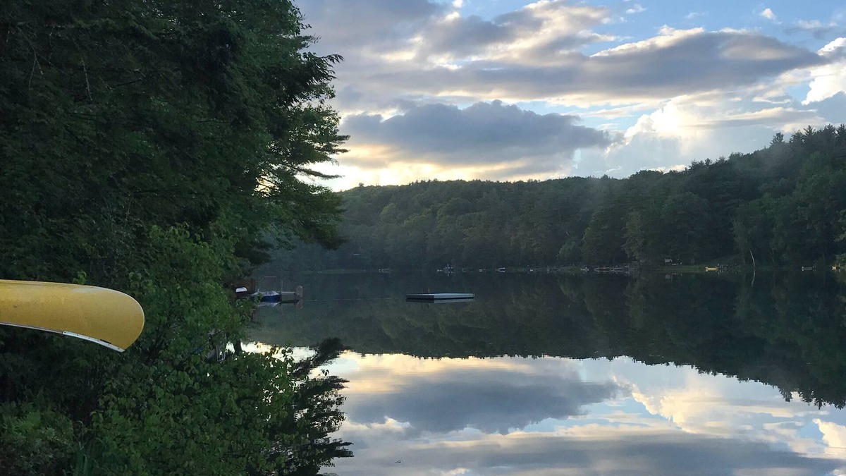 Whitehall House | Unwind overlooking the tranquil beauty of Hills Pond