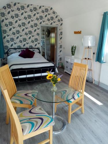 Enniskillen Apartment | Up on the hill