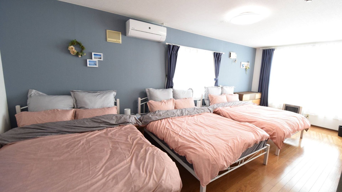 Nishi Apartment | Up to 8 guests, comfy room in Miyanosawa