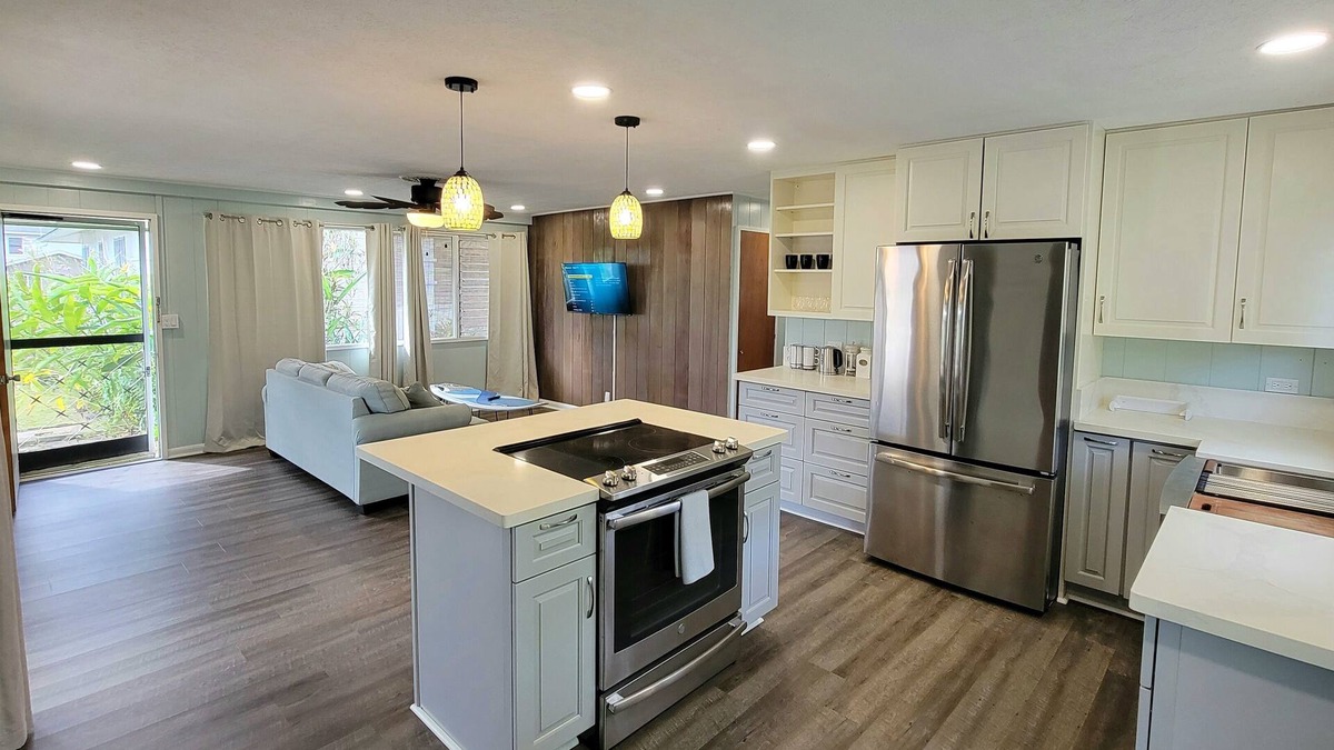 Wahiawa Cottage | Upcountry Surf Shack