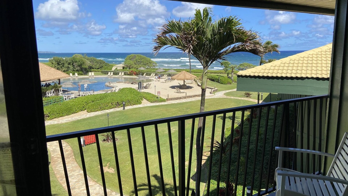 Hanamaulu Condo | UPDATED 3RD FLOOR UNIT, OCEAN VIEW FROM YOUR BED, OUTRIGGER BEACHFRONT RESORT