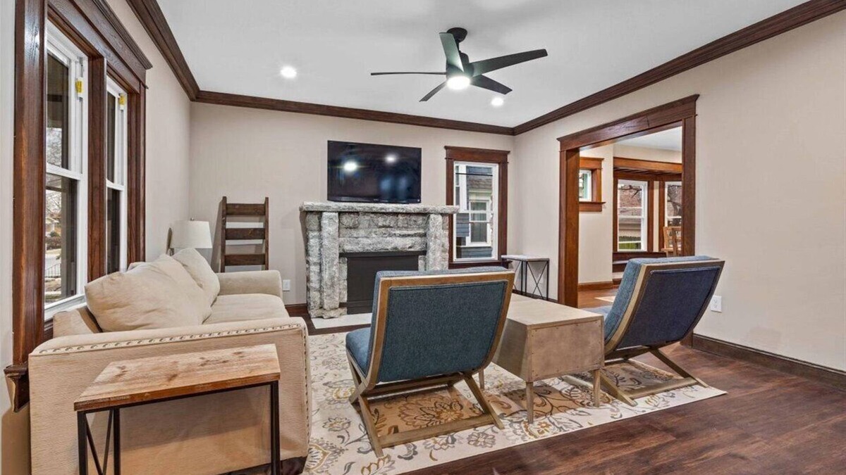 Central Hyde Park House | Updated 6Br, near dwntwn, Chiefs stadium, and KC’s Best