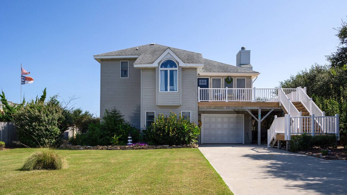 Sea Scape House | Updated beach house Kitty Hawk on Seascape with new pool! Walk to beach!