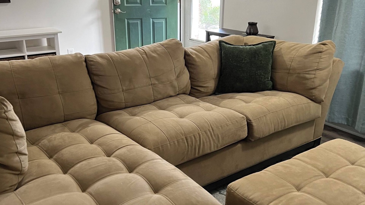 Charlotte House | Updated Charming Townhome w/2 BR + Pool