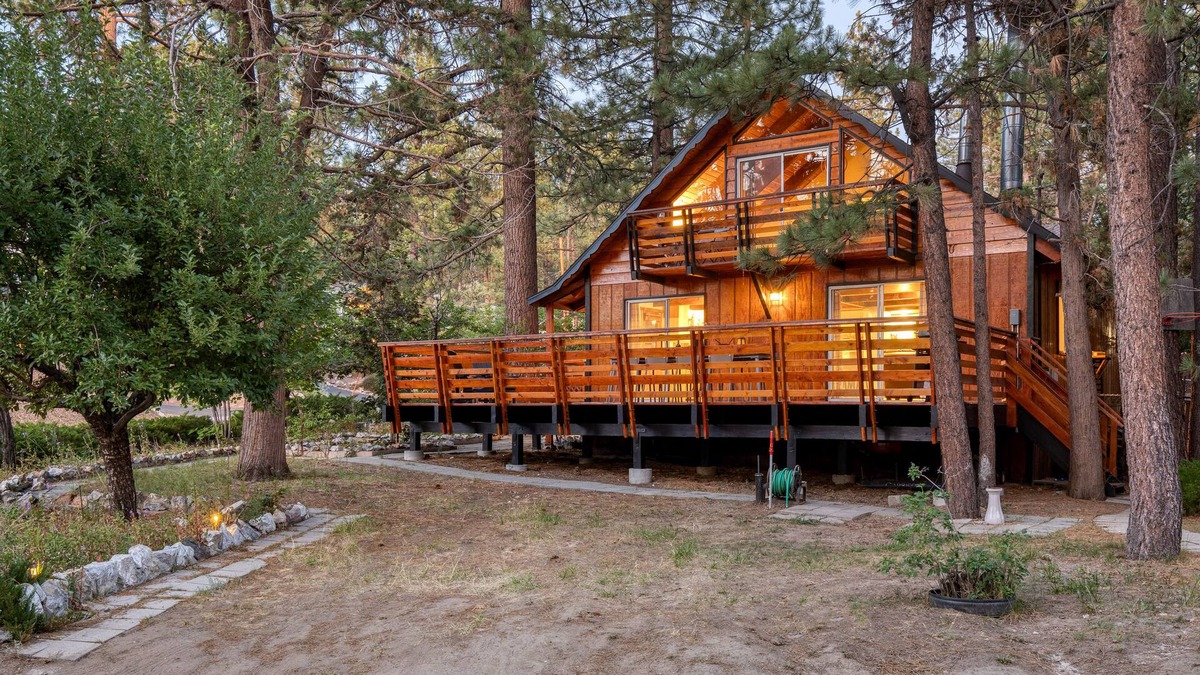 Fox Farm Cabin | Updated + Chic 4BDR w/Large Deck, Close to the Lake | Avalon Pines by AvantStay