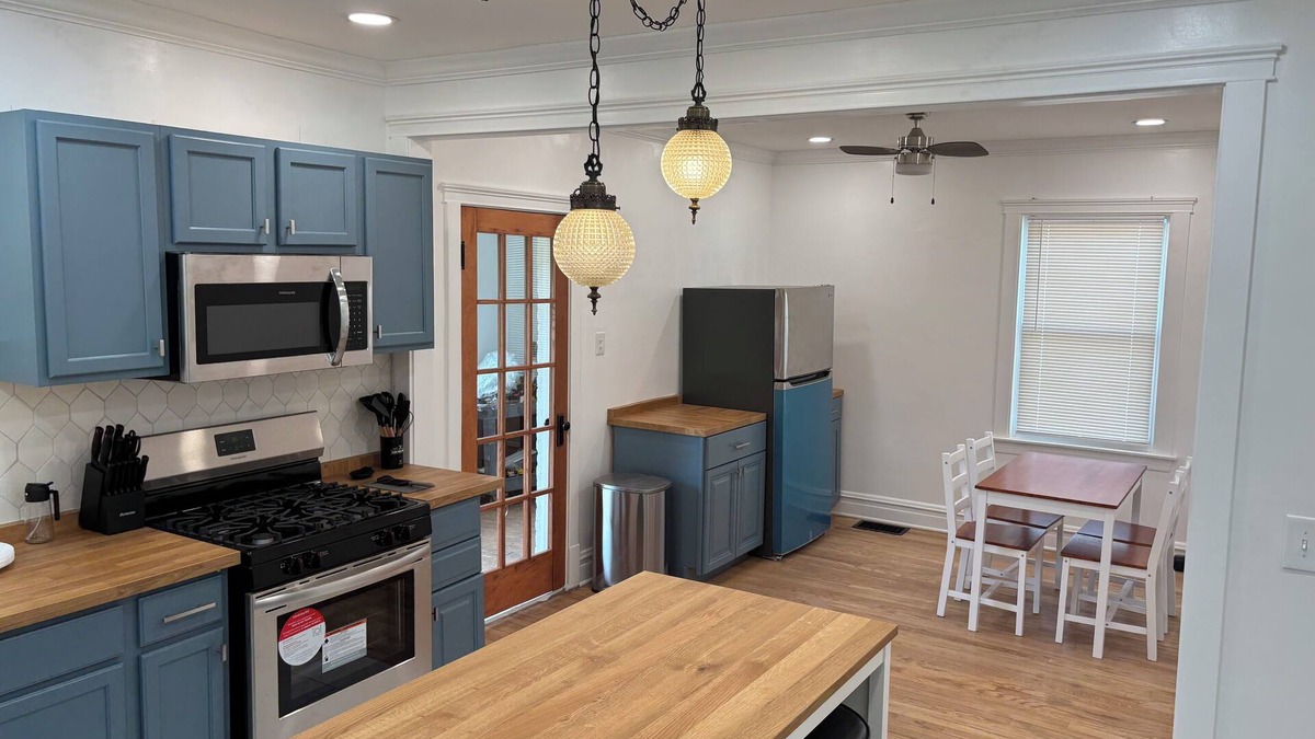Belmont Cragin House | Updated Chicago Bungalow on a Beautiful and Calm Neighborhood Greenway Boulevard