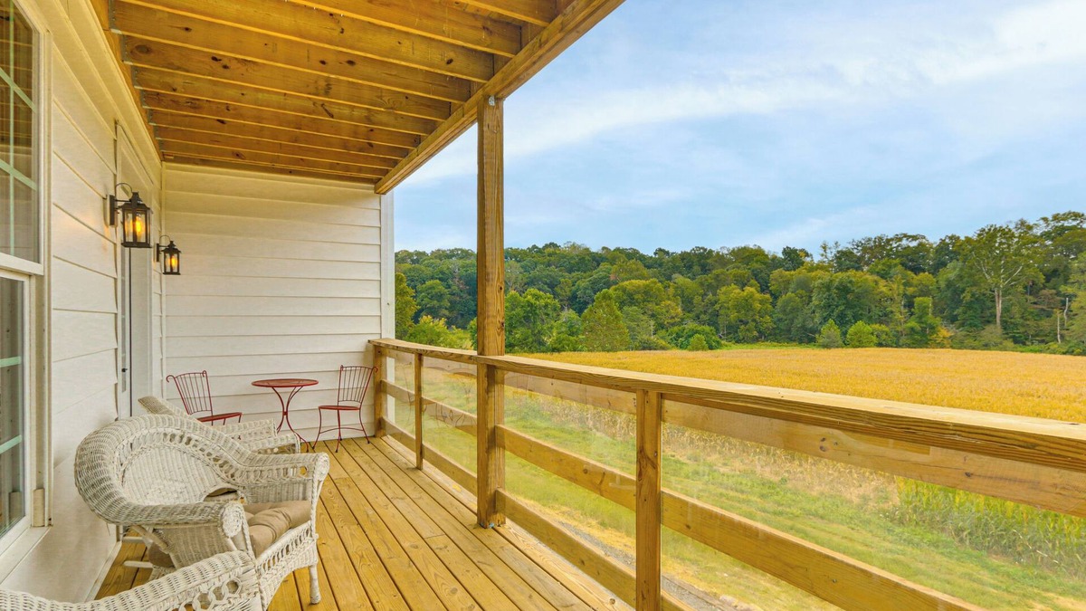Middletown House | Updated Farmhouse < 2 Mi to Historic Middletown!
