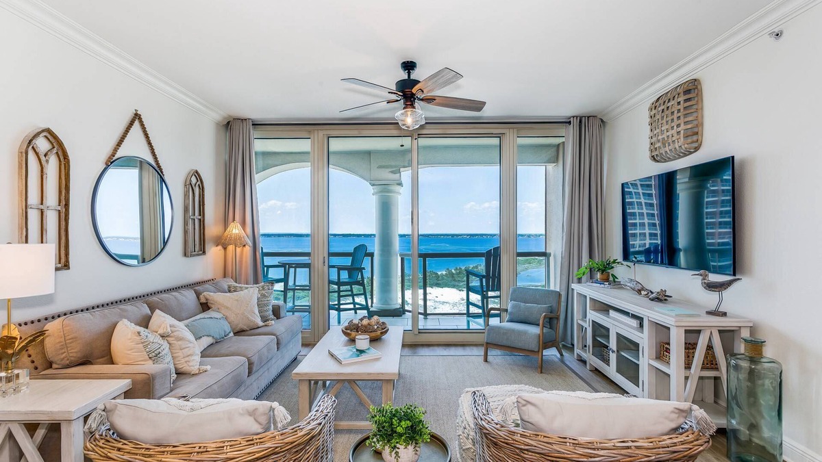 Pensacola Beach Condo | Updated Luxury Condo |Spectacular Water Views |On-site Restaurants |Relaxing Spa-Pools-Tennis Courts