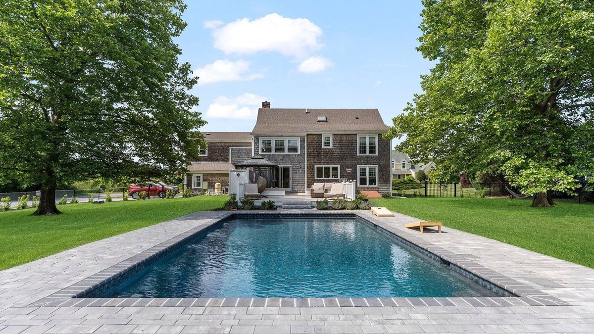 Newport East House | Updated single family with a heated pool! Less than 2 miles to the beach