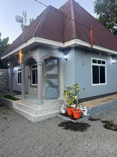 Nkoanrua House | Upendo Moja House