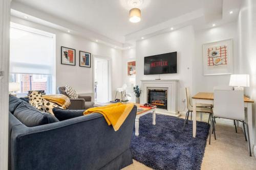Gosforth Apartment | Upmarket Apartment with Parking