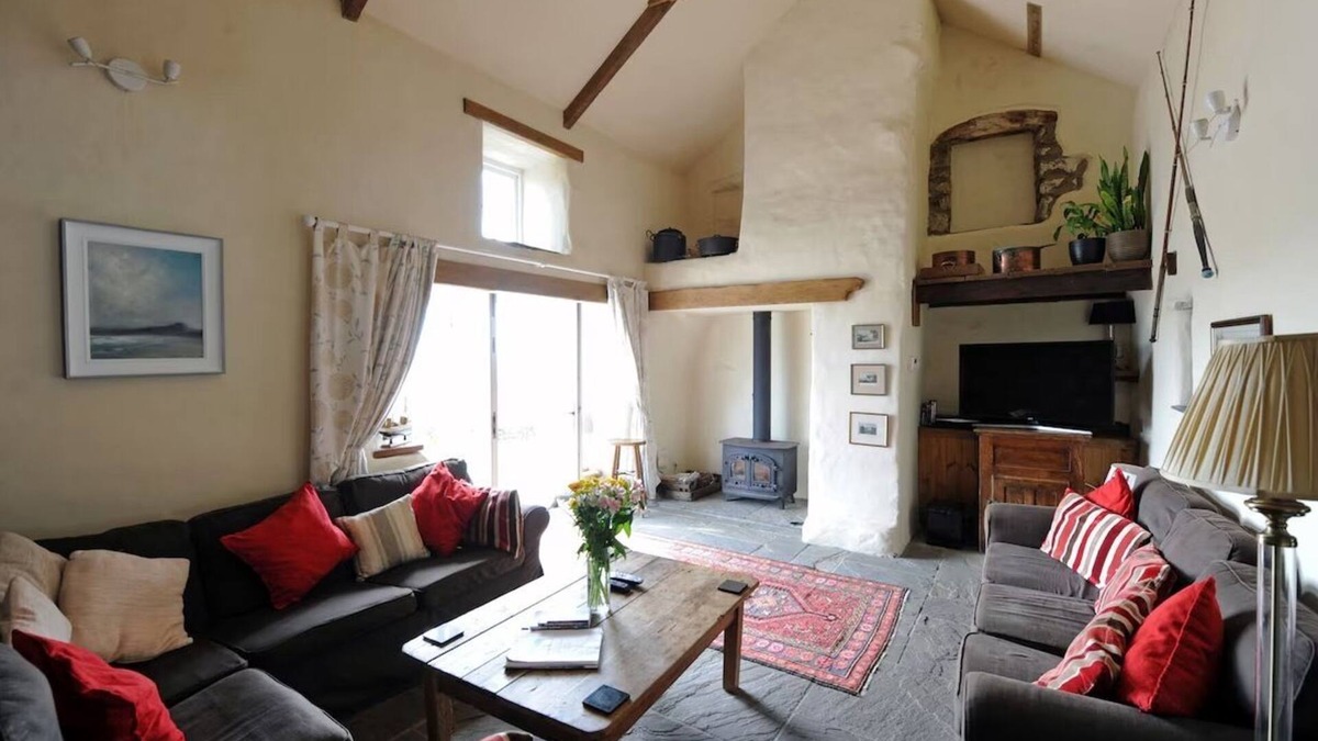 St Brides Cottage | Upper Porthmawr - 5 Bedroom Cottage - Whitesands