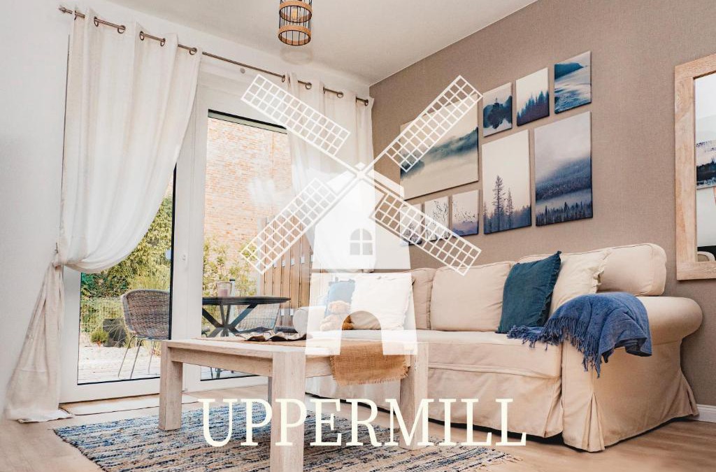 Pecs Apartment | Uppermill Suite #3