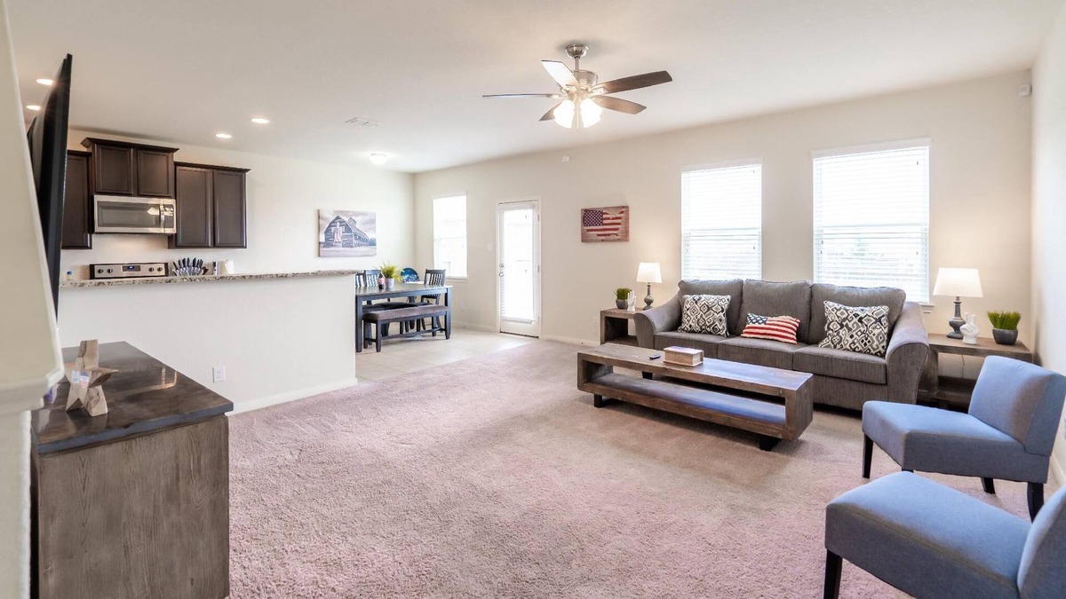 Medina Valley House | Upscale 3/2 *️ Entire House *️ JBSA Lackland *️ SeaWorld