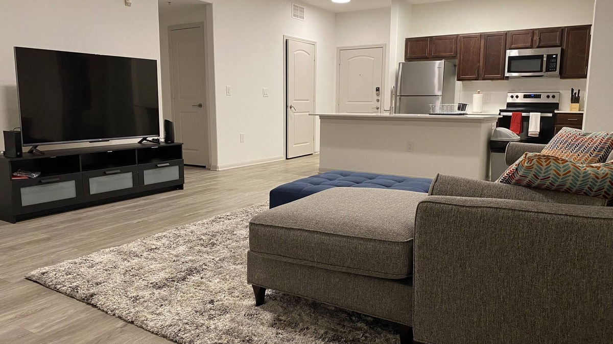 Frisco House | Upscale and comfy space - 1 min from stonebriar mall center in Frisco