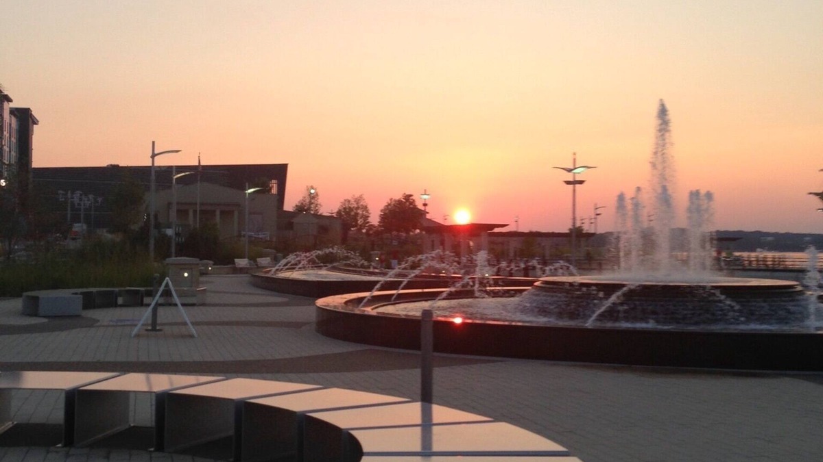 Owensboro Apartment | Upscale Apartment 1 Block From The bluegrass museum enjoy the riverfront