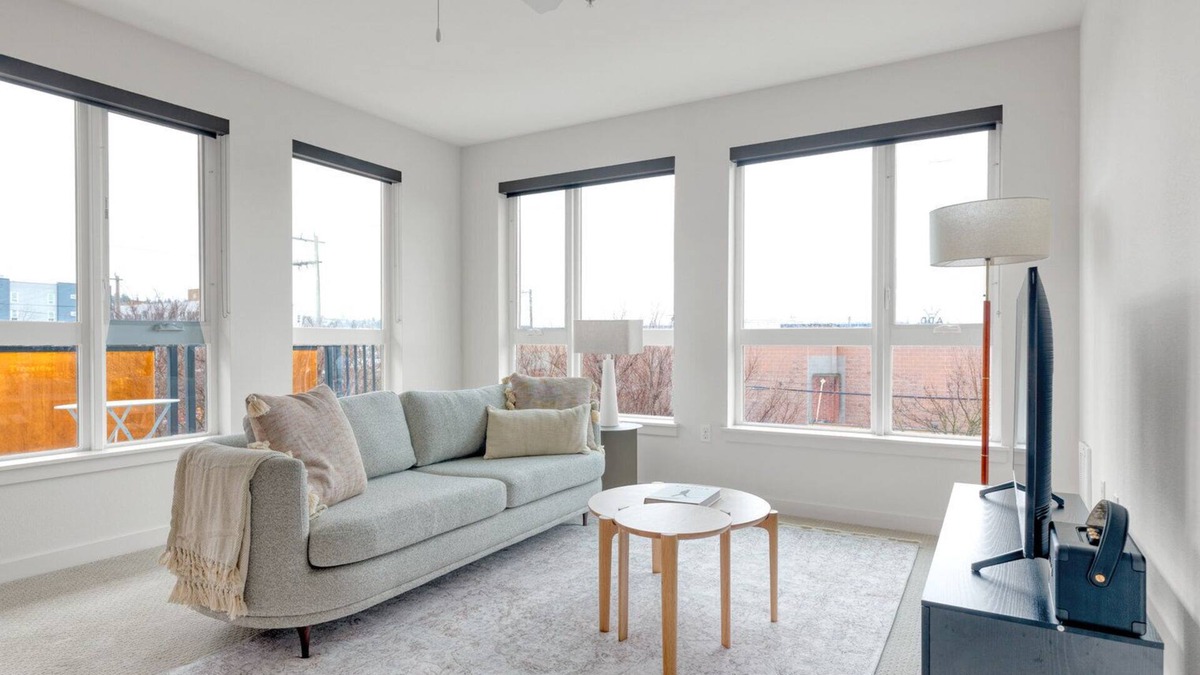 West Woodland Apartment | Upscale Ballard 2BR w/ BBQ, Lounge & W/D, onsite retail, by Blueground