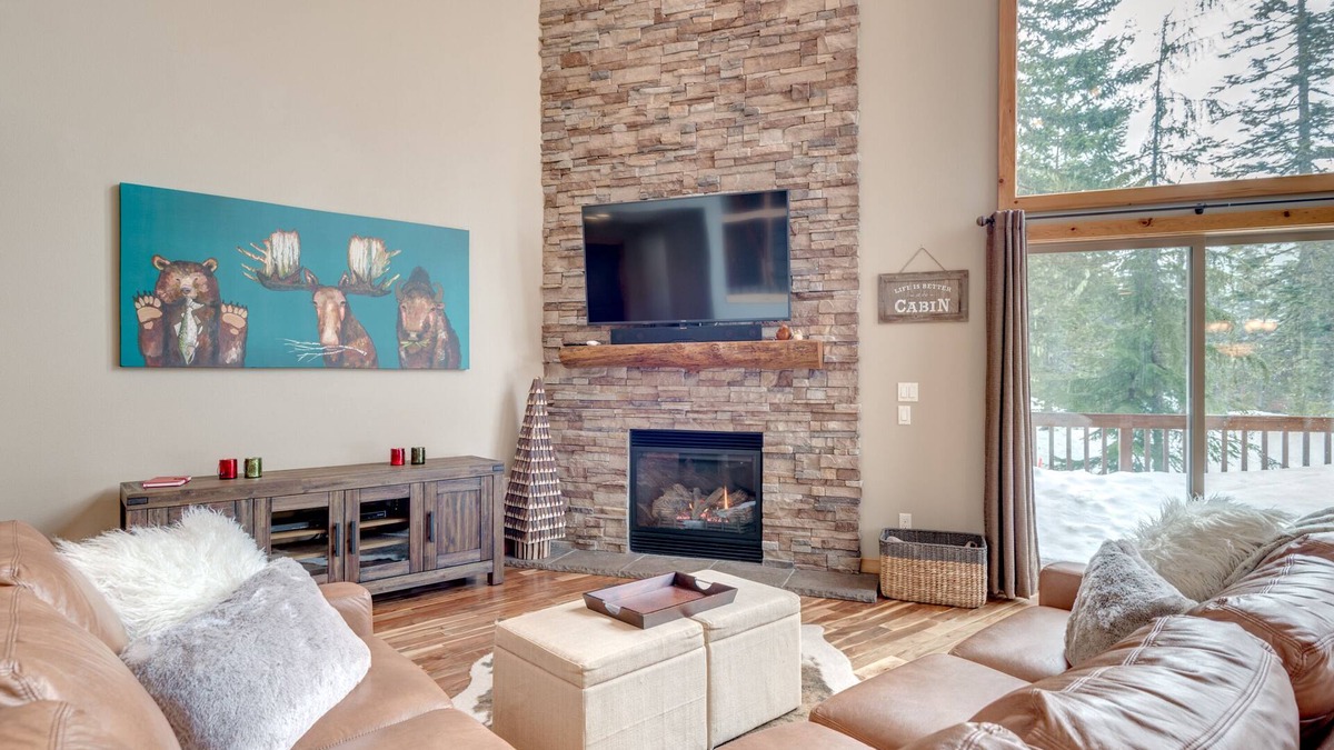 Government Camp House | Upscale Chalet with hot tub- walk to everything! No hidden/cleaning fees.