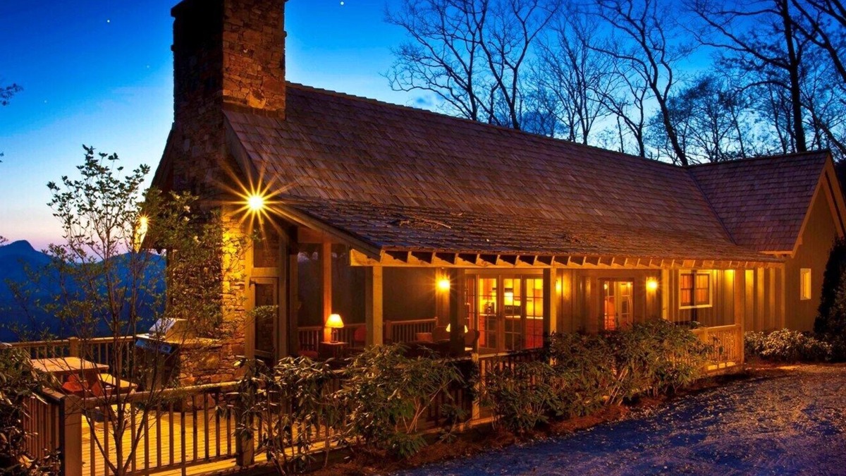 Sapphire Cottage | Upscale Cottage with Ultra Privacy and Spectacular View