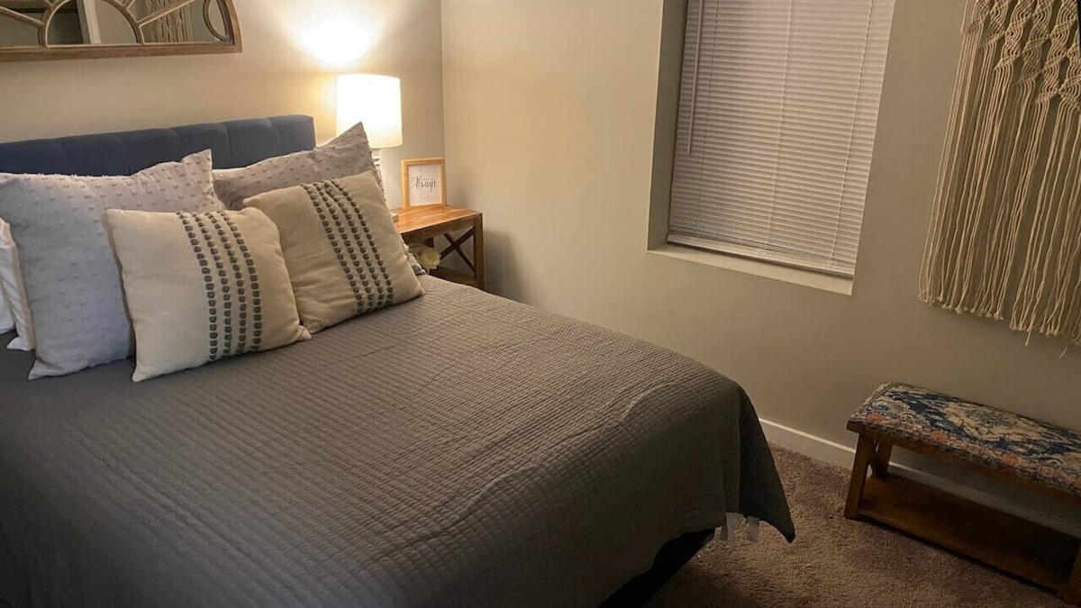 Laurens Apartment | Upscale Duplex | Fast WiFi | Great Location